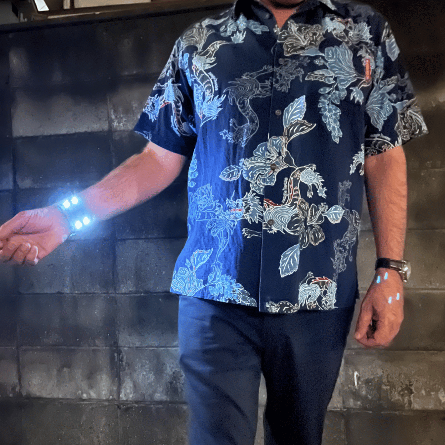 TERUIのリストバンドとかりゆしウェア